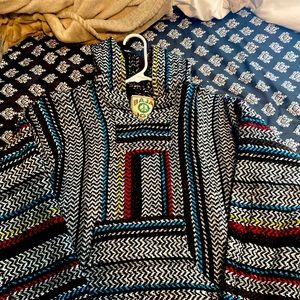 Baja joe drug rug pull over worn once